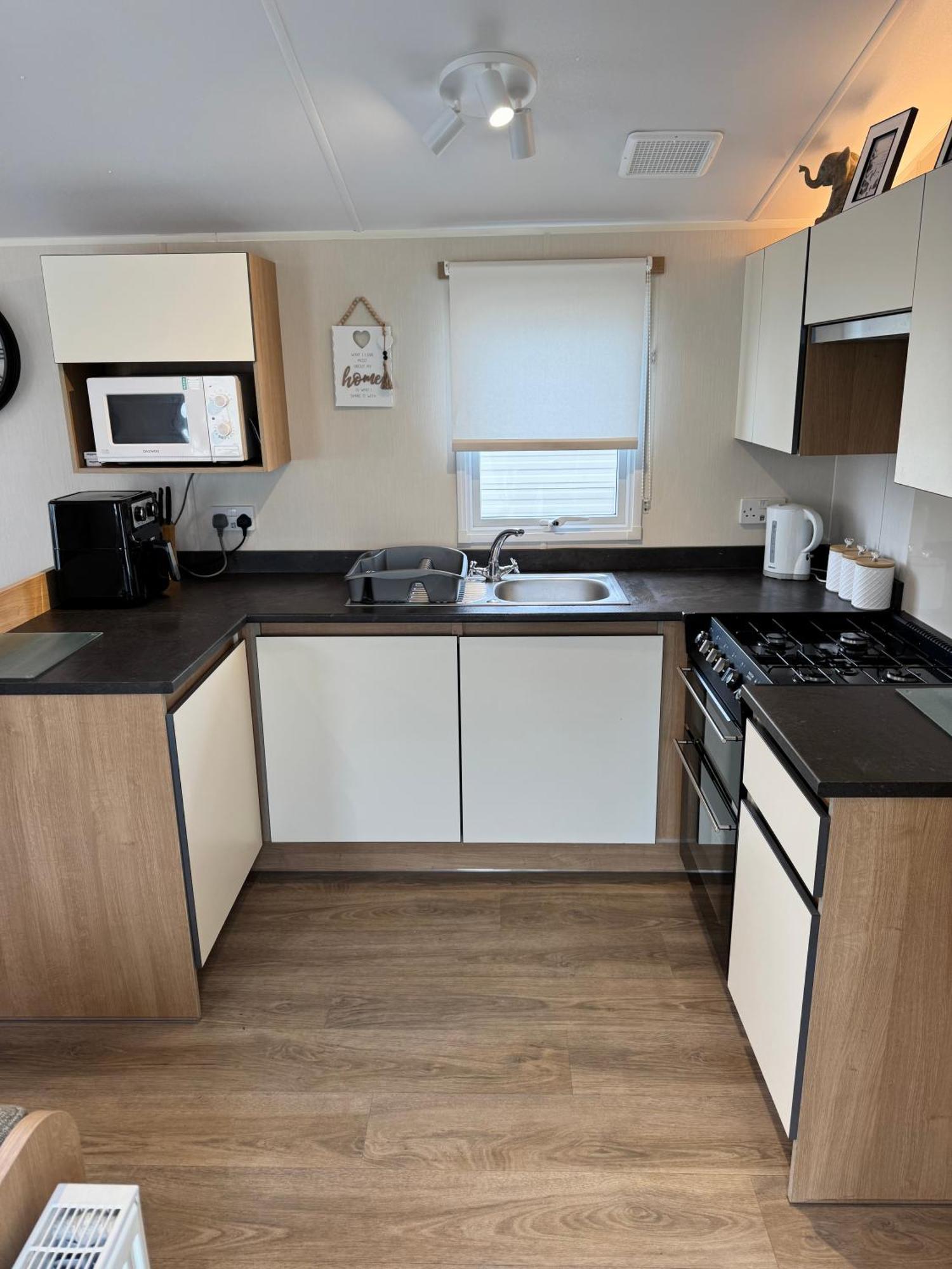 Oaken Caravan - Golden Sands Away Resorts Kinmel Bay Exterior photo